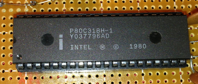 Intel_P80C31BH-1.jpg